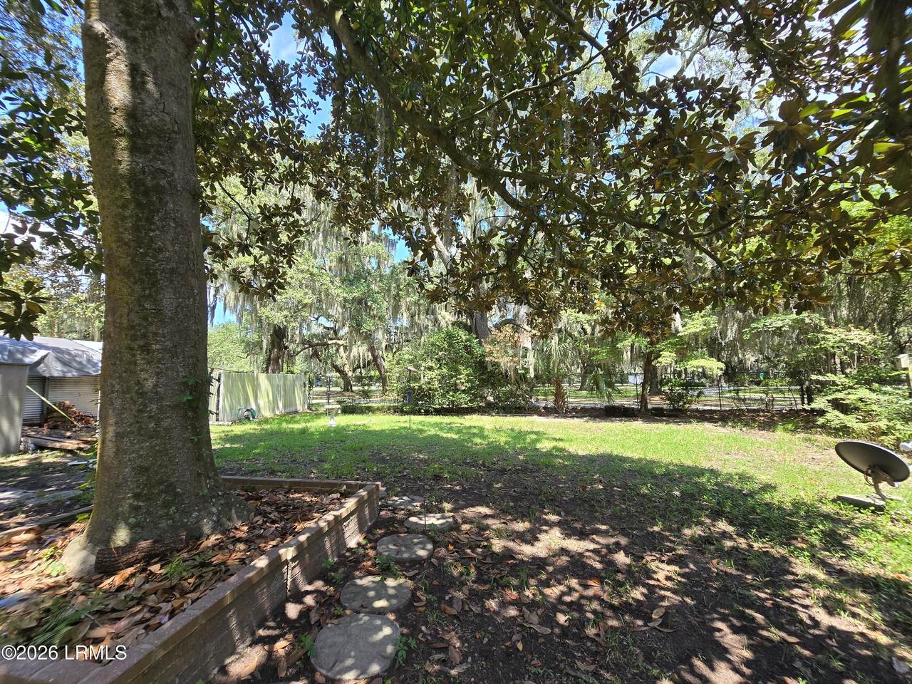 https://bt-photos.global.ssl.fastly.net/beaufortsc/1280_boomver_1_197365-2.jpg
