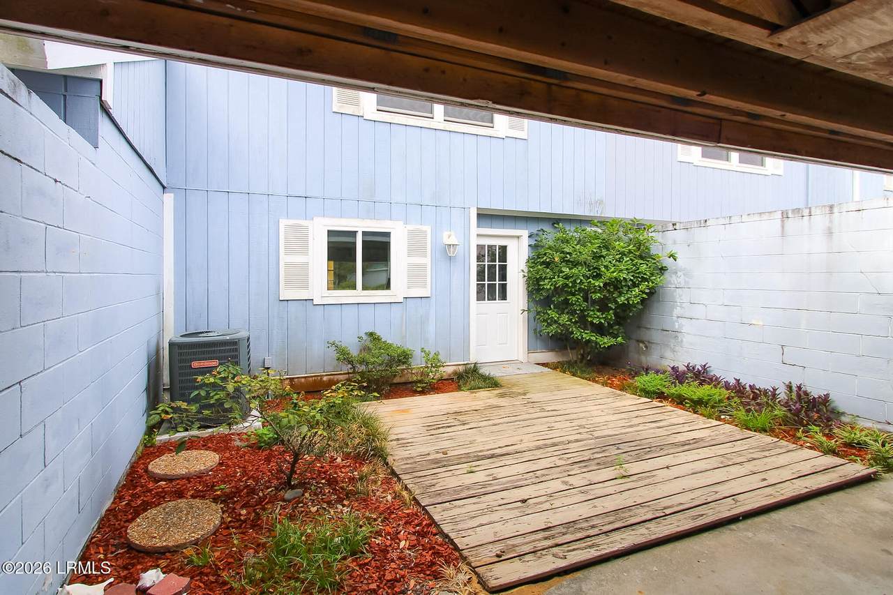 https://bt-photos.global.ssl.fastly.net/beaufortsc/1280_boomver_1_197535-2.jpg