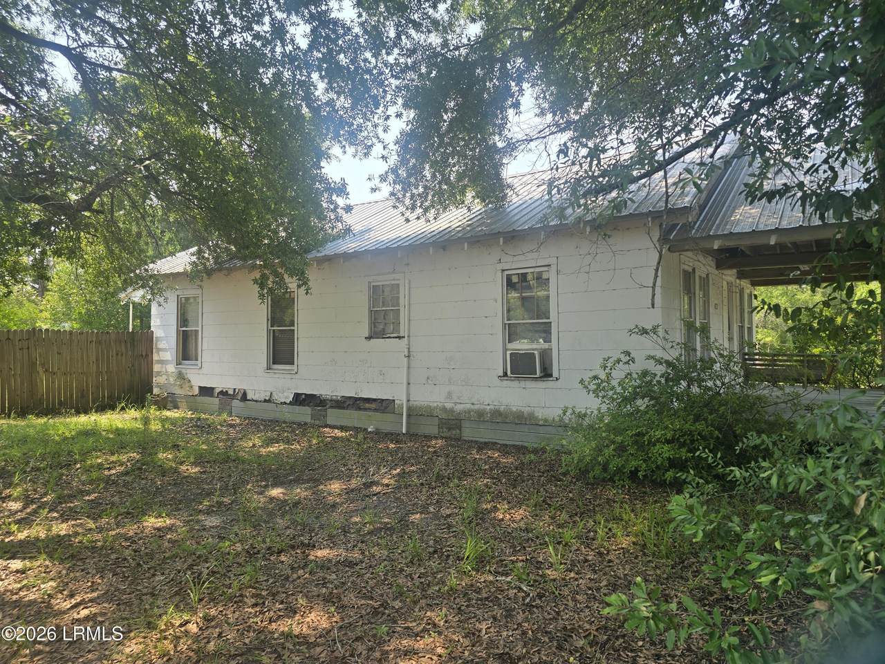 https://bt-photos.global.ssl.fastly.net/beaufortsc/1280_boomver_1_197549-2.jpg