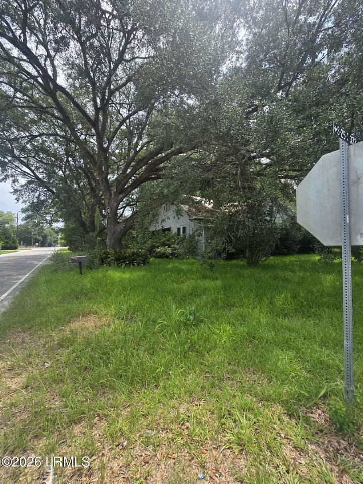 https://bt-photos.global.ssl.fastly.net/beaufortsc/1280_boomver_1_197560-2.jpg