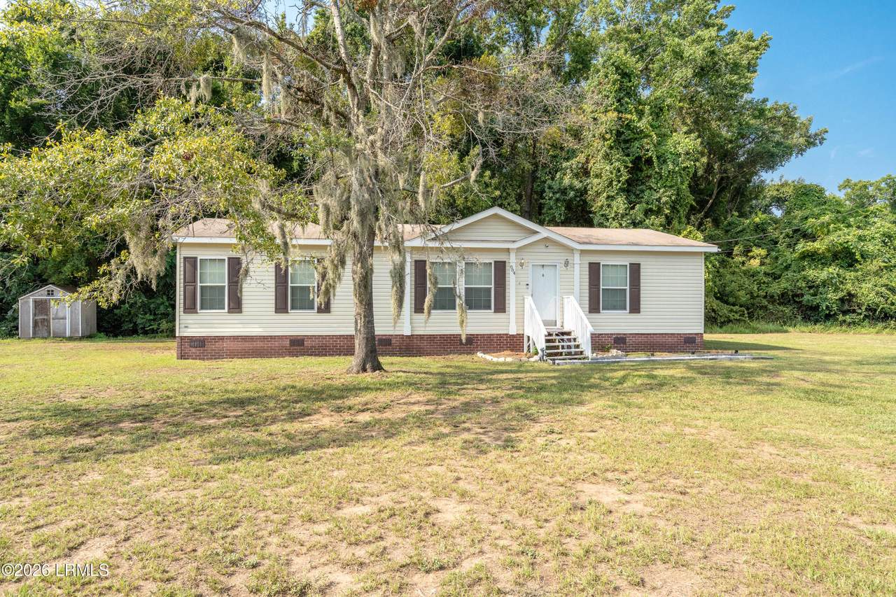 884 Seaside Road - Photo 1