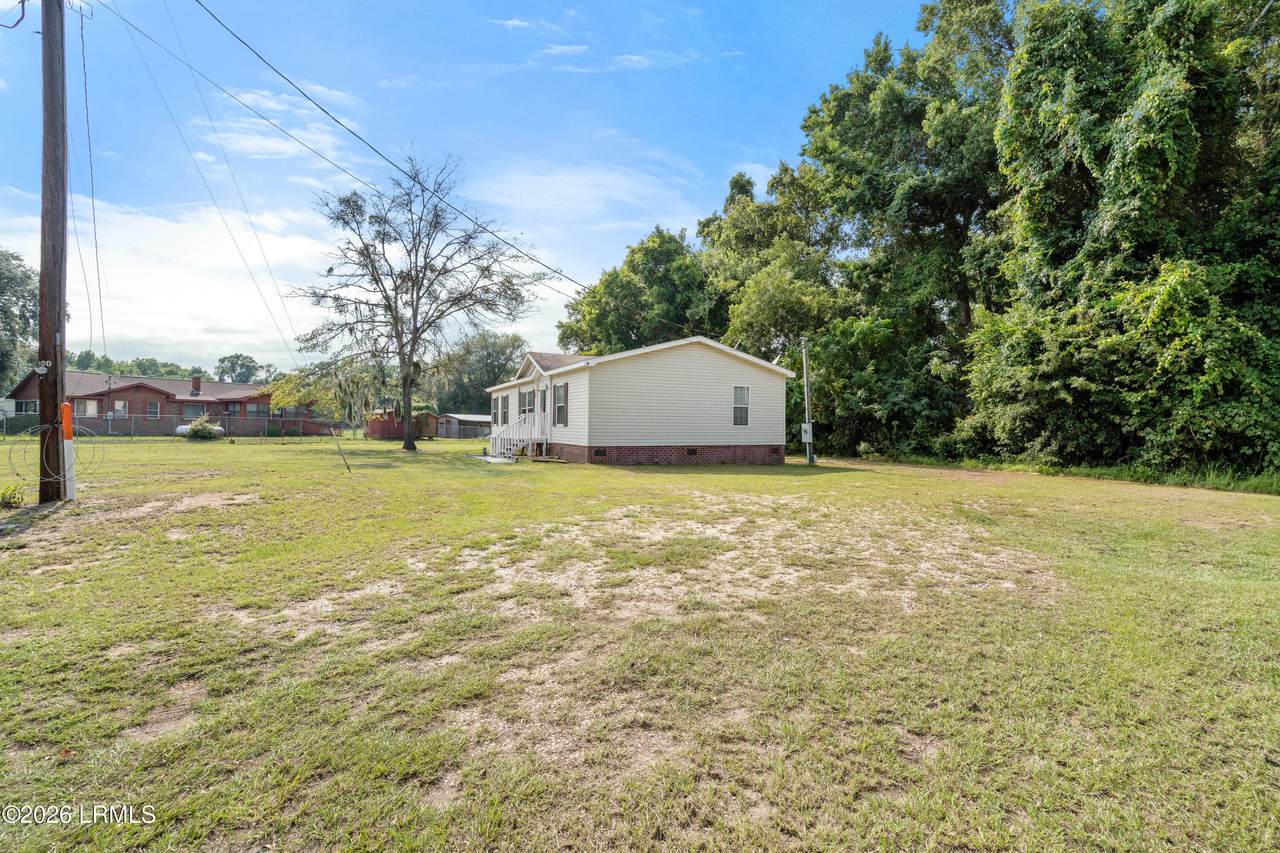 https://bt-photos.global.ssl.fastly.net/beaufortsc/1280_boomver_1_197573-2.jpg