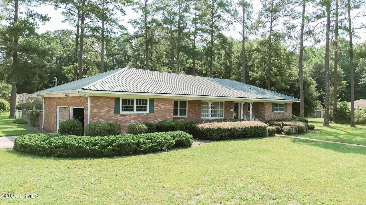 https://bt-photos.global.ssl.fastly.net/beaufortsc/1280_boomver_1_197599-2.jpg