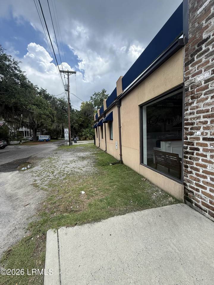 https://bt-photos.global.ssl.fastly.net/beaufortsc/orig_boomver_1_197625-2.jpg