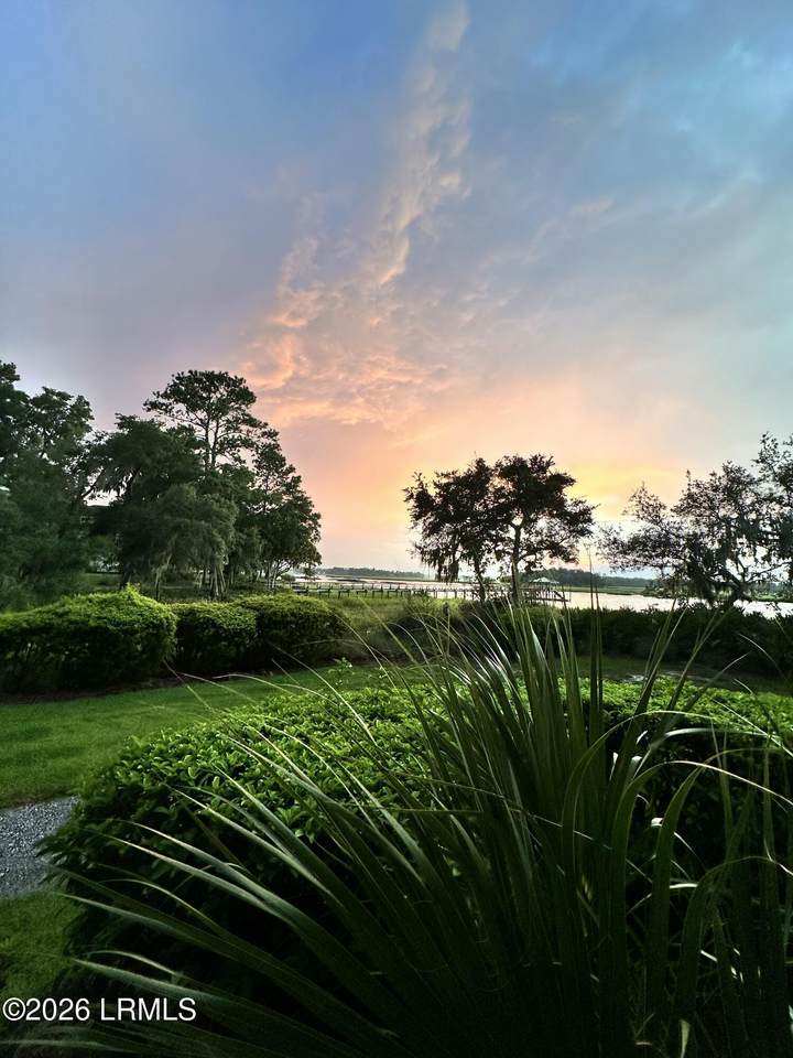 https://bt-photos.global.ssl.fastly.net/beaufortsc/1280_boomver_1_197735-2.jpg