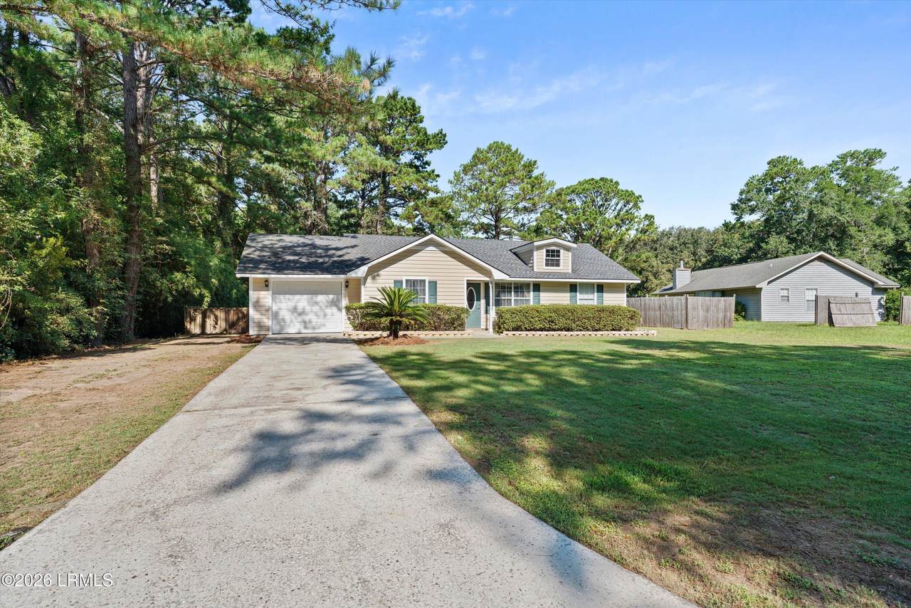 https://bt-photos.global.ssl.fastly.net/beaufortsc/1280_boomver_1_197737-2.jpg