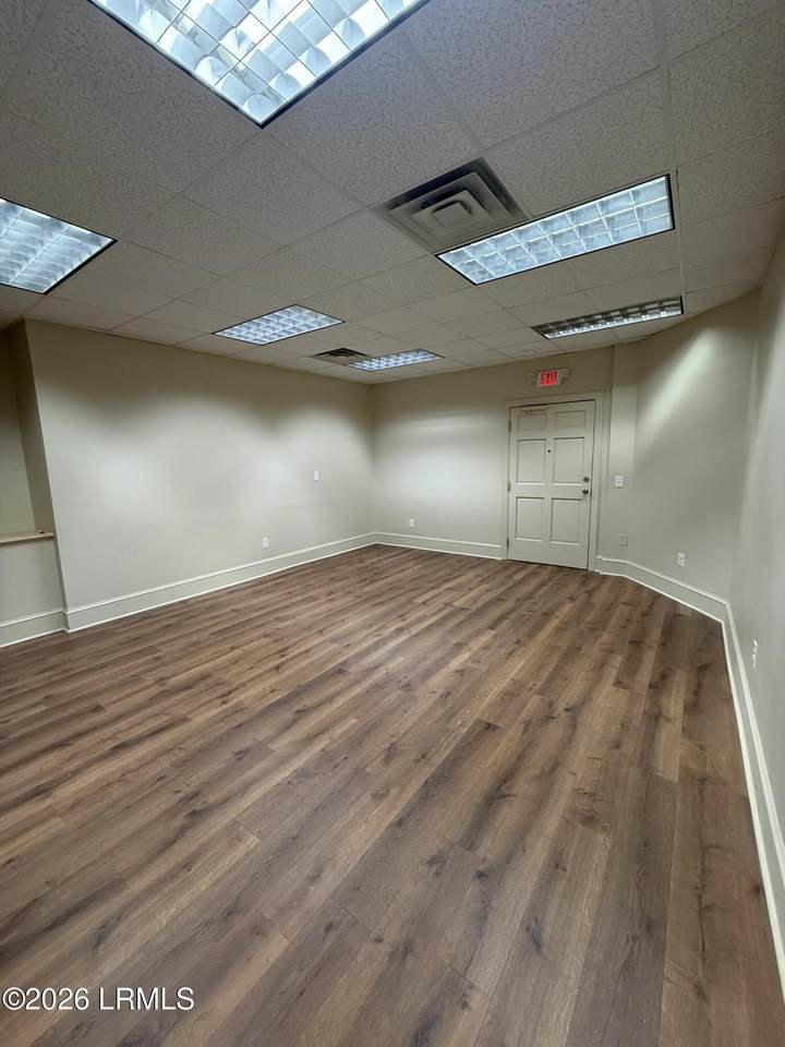 1011 Bay Street - Photo 1