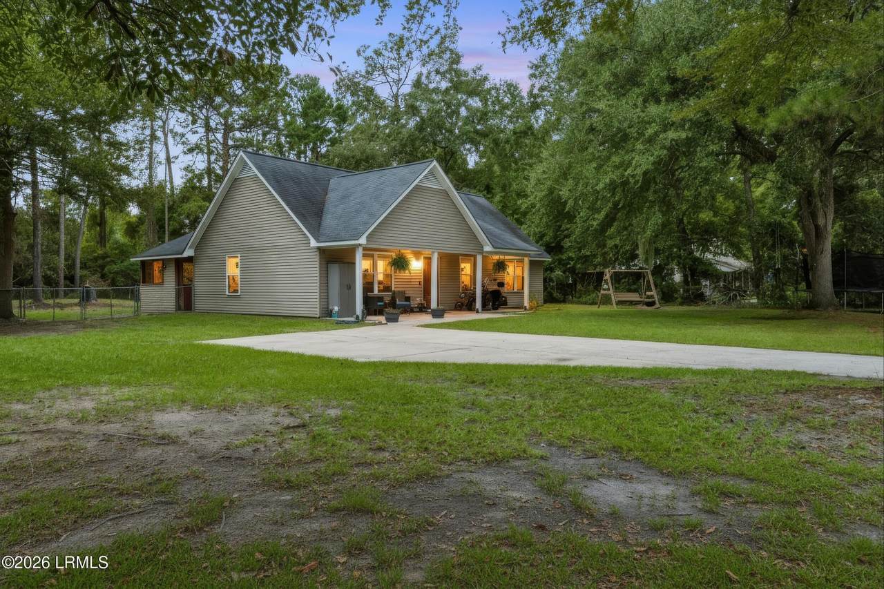 https://bt-photos.global.ssl.fastly.net/beaufortsc/1280_boomver_1_198147-2.jpg
