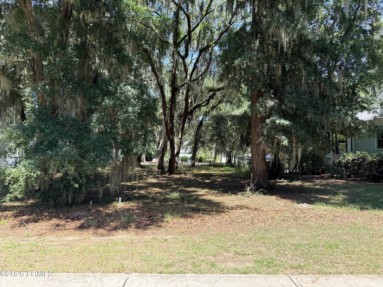 https://bt-photos.global.ssl.fastly.net/beaufortsc/1280_boomver_1_198266-2.jpg