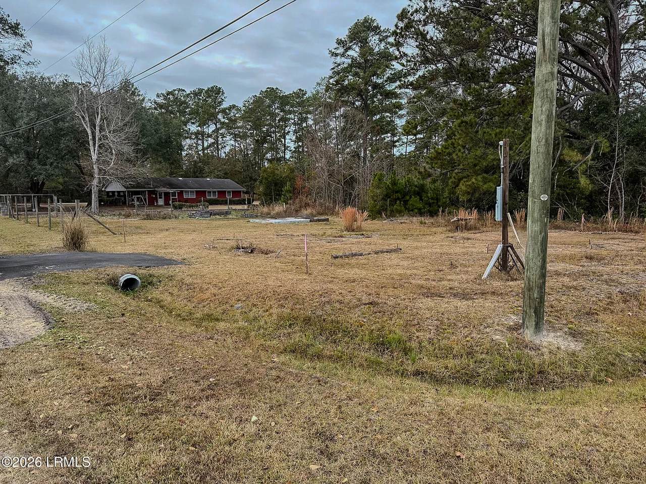 202 Sally Street - Photo 1