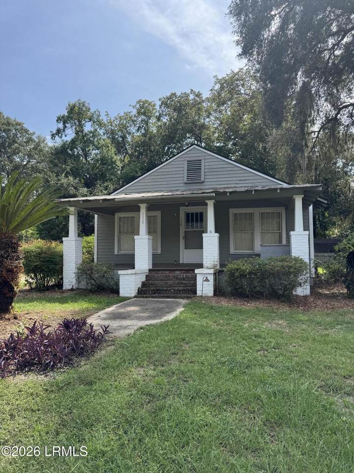 138 2nd Avenue - Photo 1