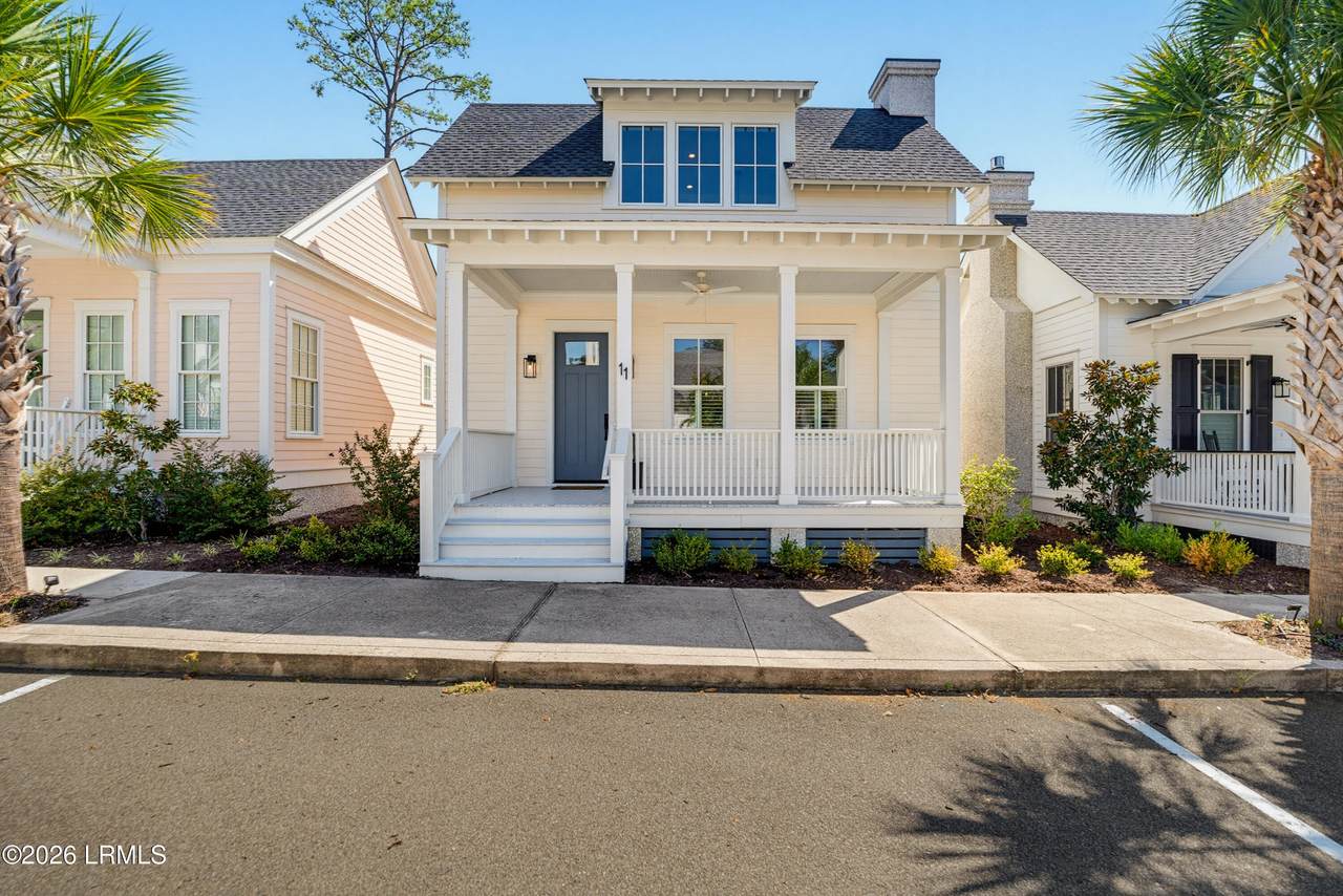 11 Hamlet Row - Photo 1