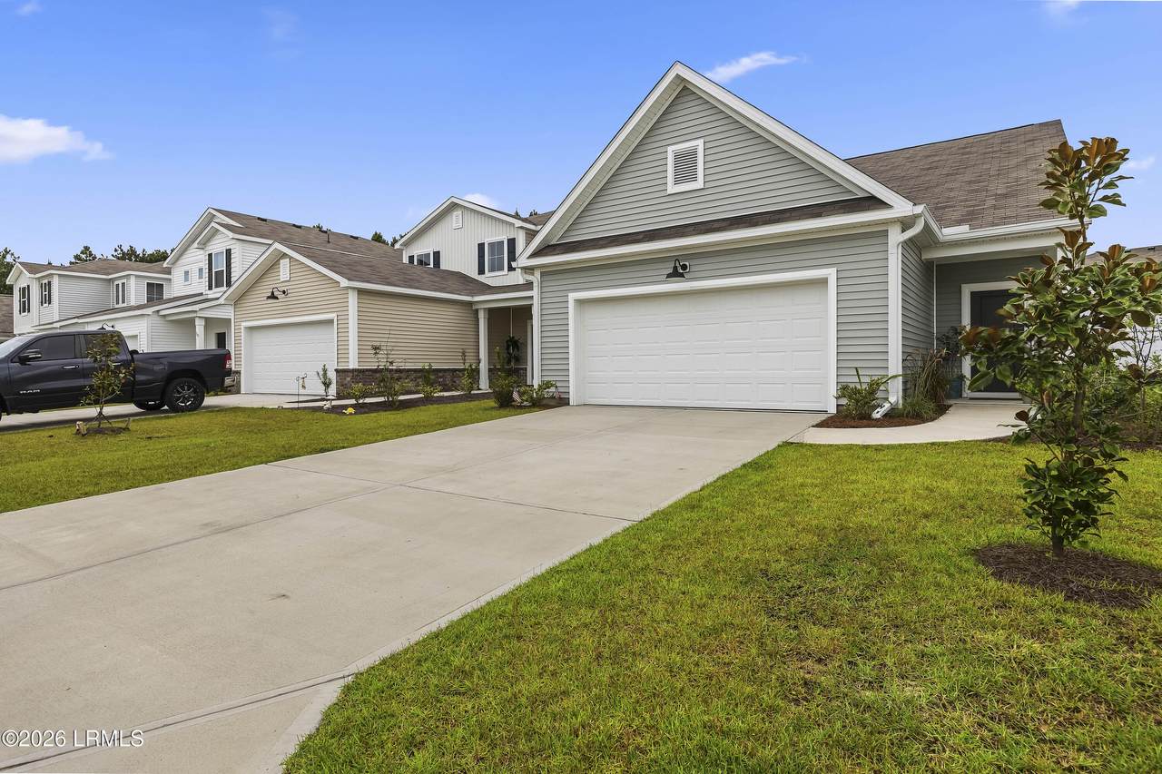 395 Dreher Drive - Photo 1