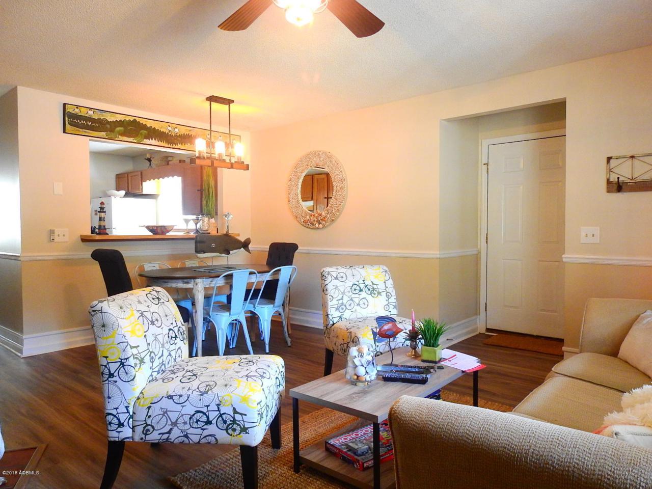 1602 Paris Avenue - Photo 1