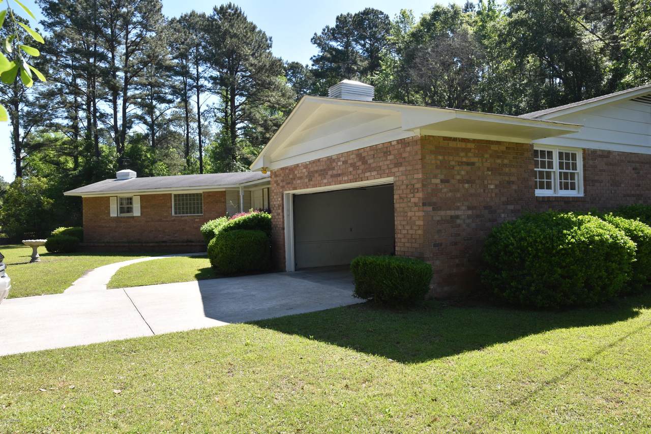 102 Reardon Avenue - Photo 1