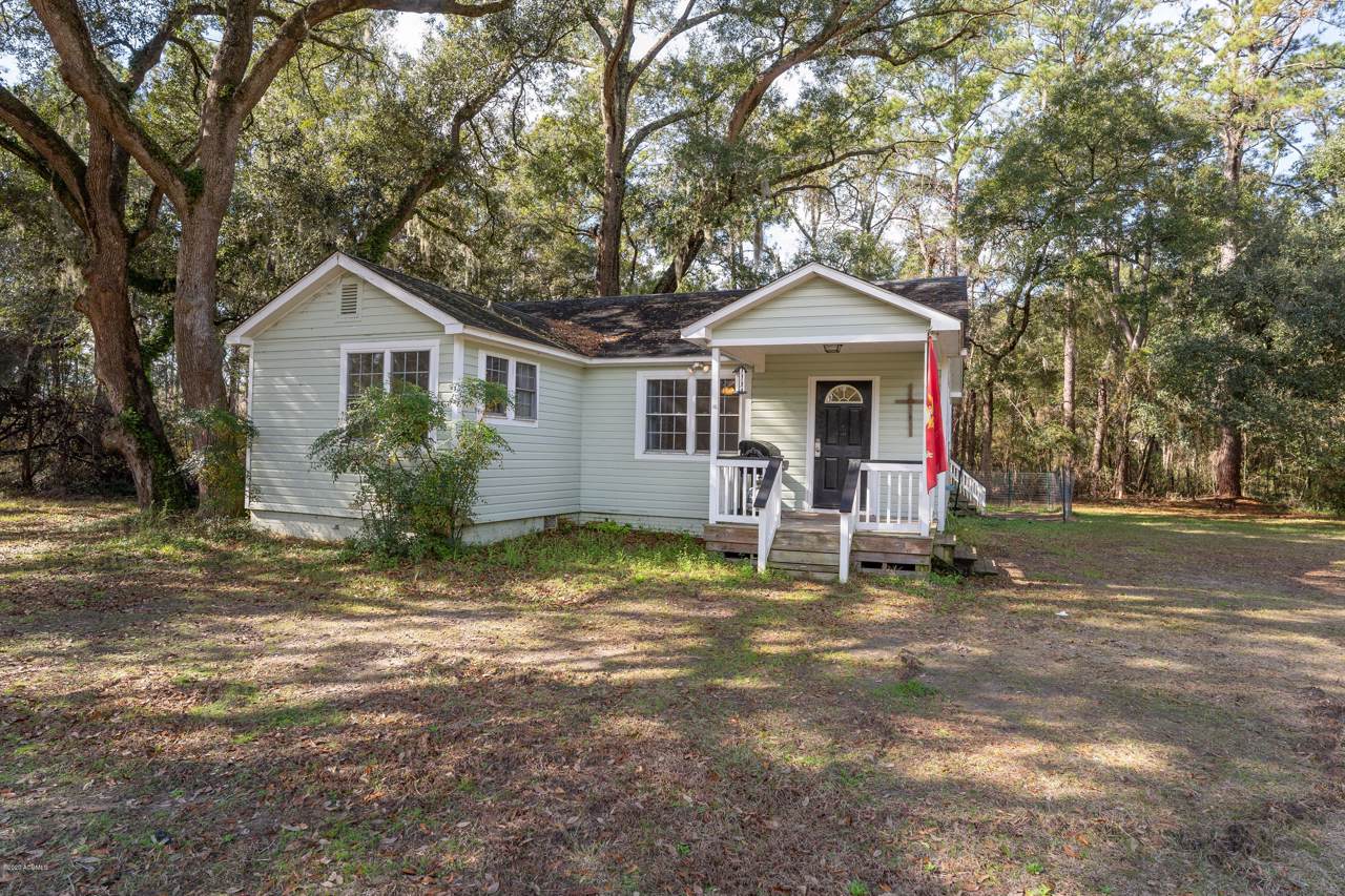 141 Johnson Landing Road - Photo 1