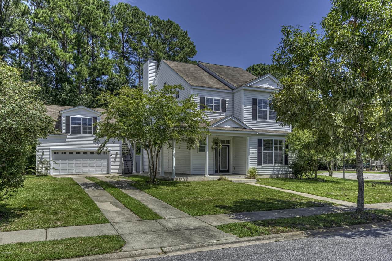 180 University Parkway - Photo 1