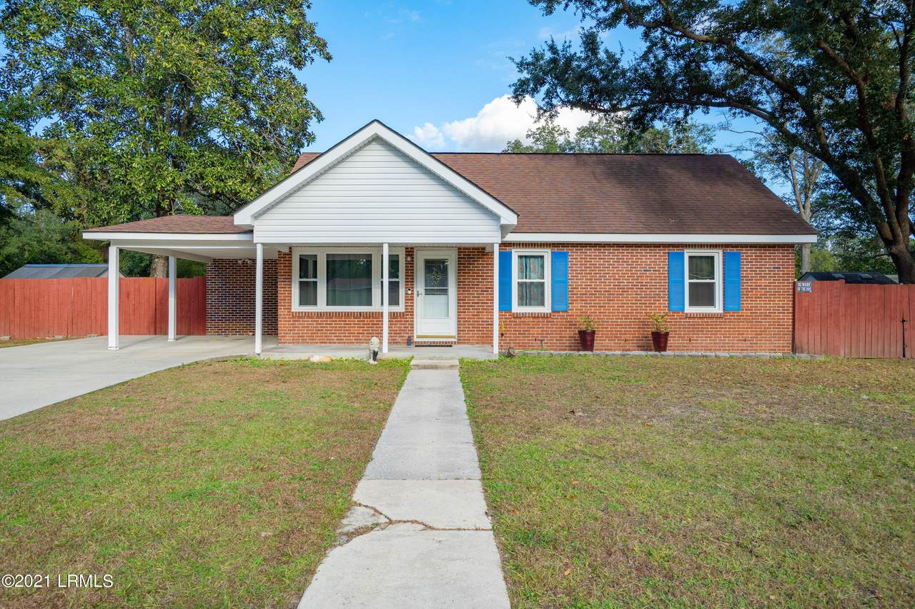 311 Fraser Drive - Photo 1