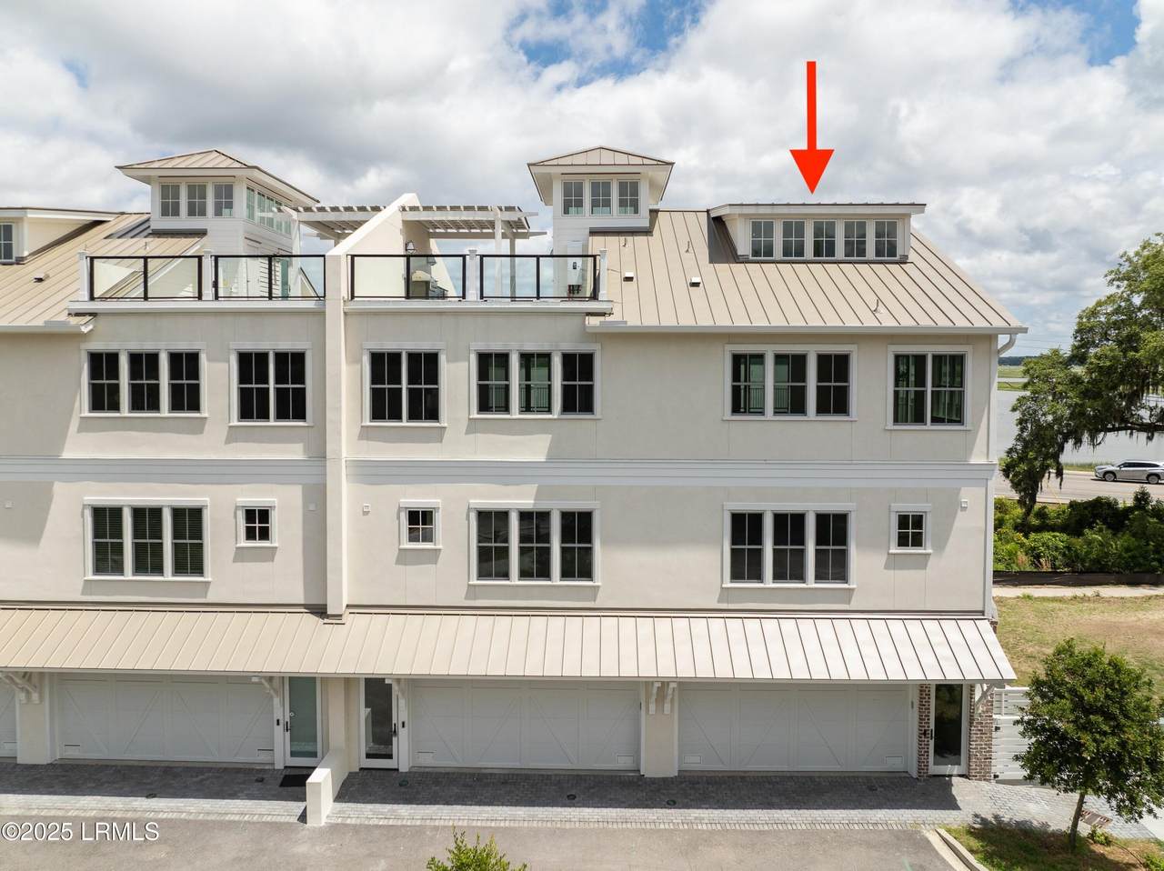 112 Whitehall Drive - Photo 1