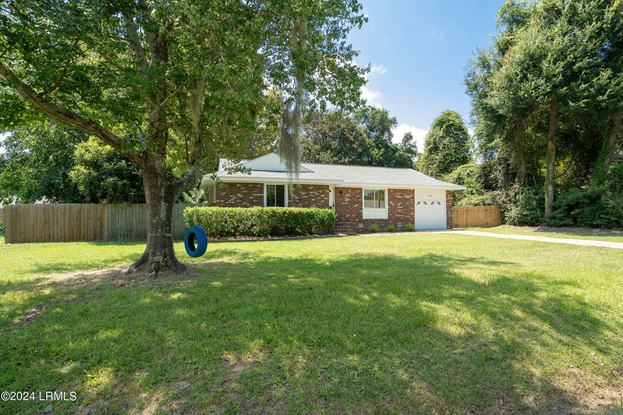 762 Broad River Boulevard - Photo 1