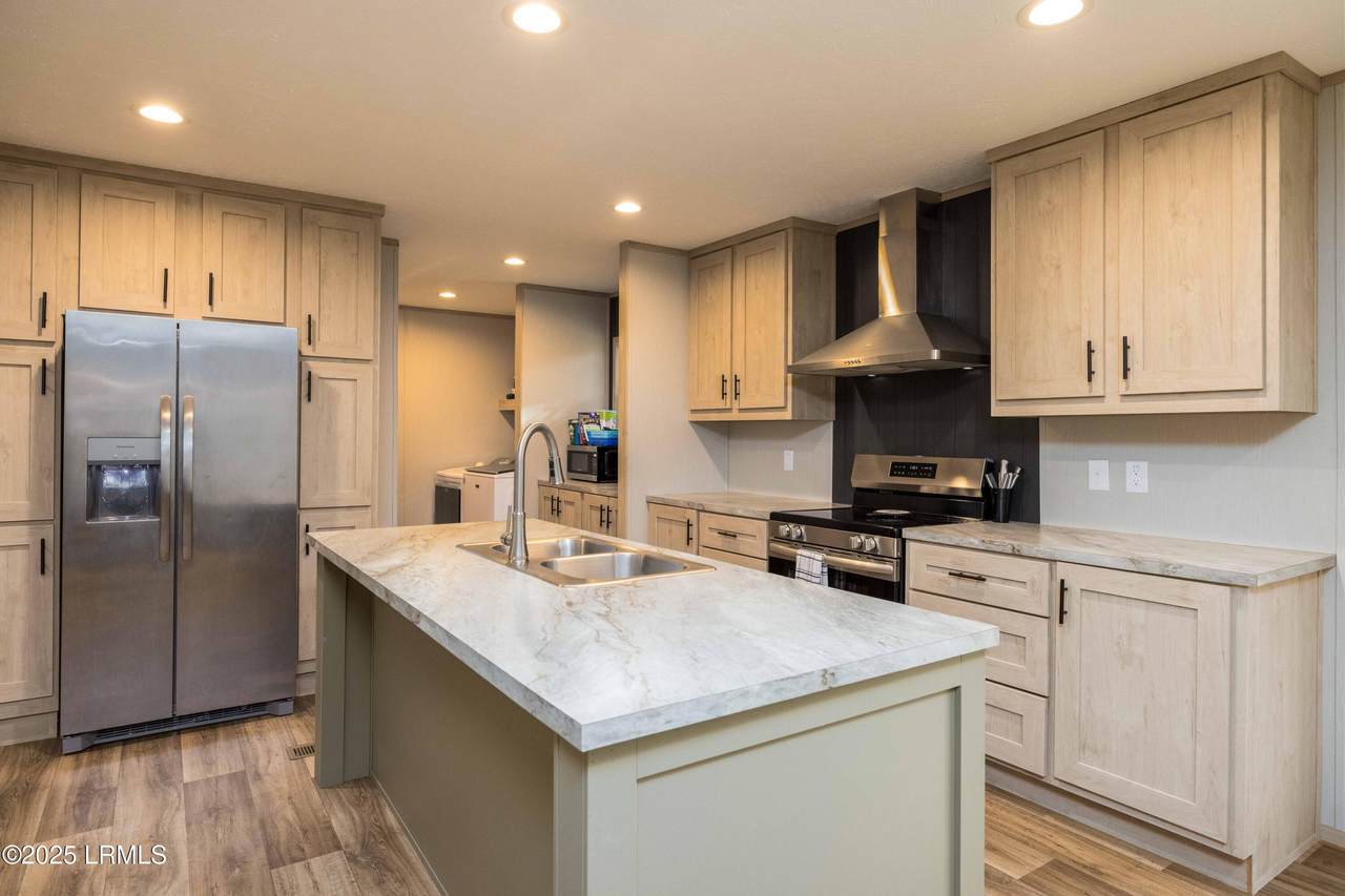 117 Saxonville Road - Photo 1