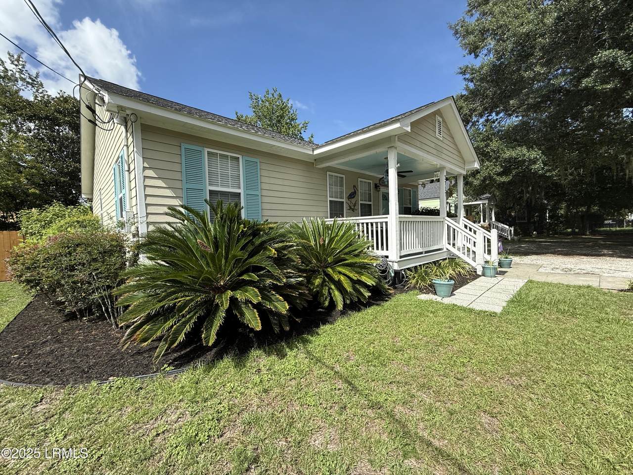 2717 Oaklawn Avenue - Photo 1