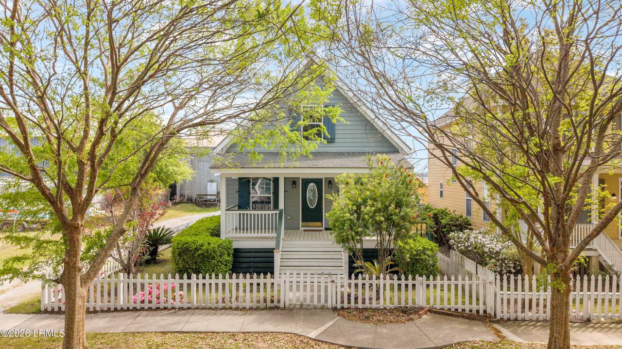 1003 9th Street - Photo 1