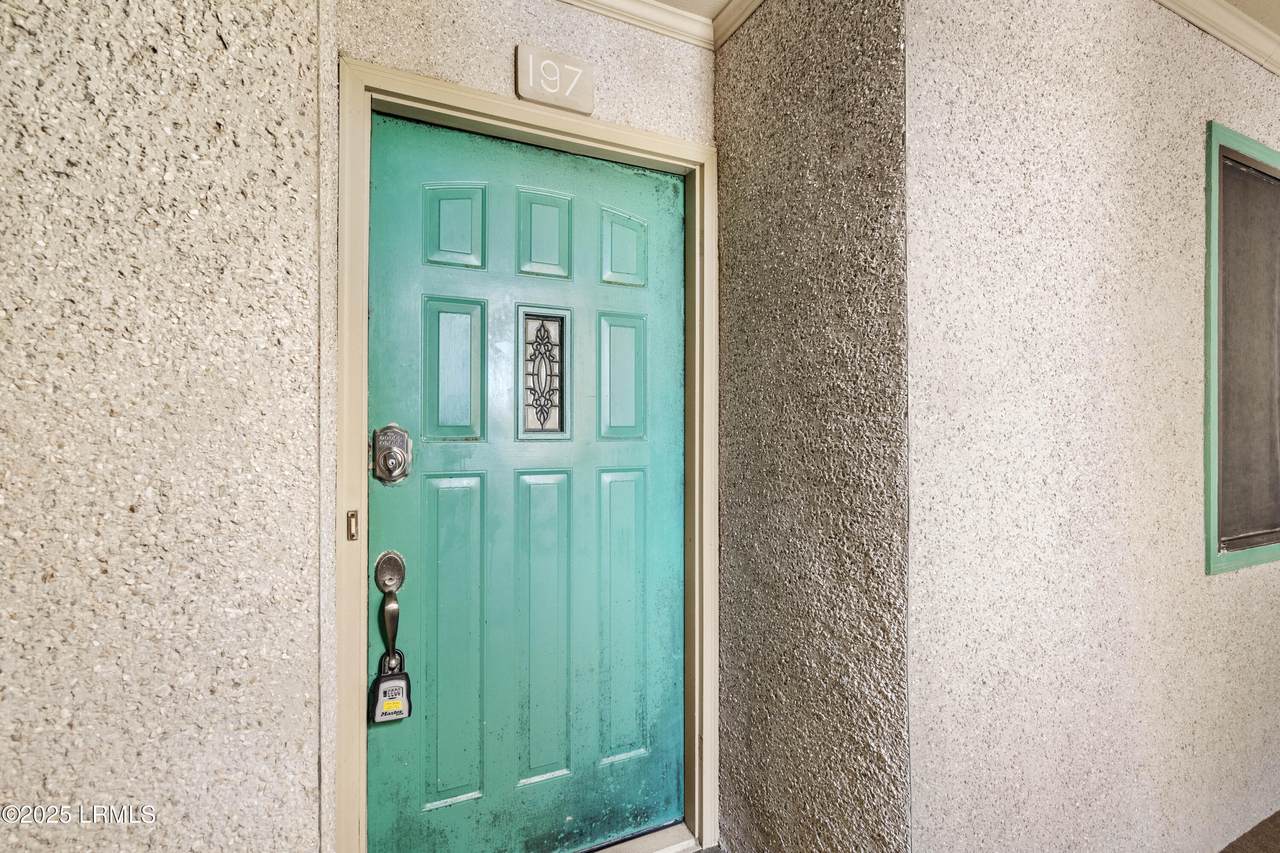 197 Beach Club Villa Drive - Photo 1