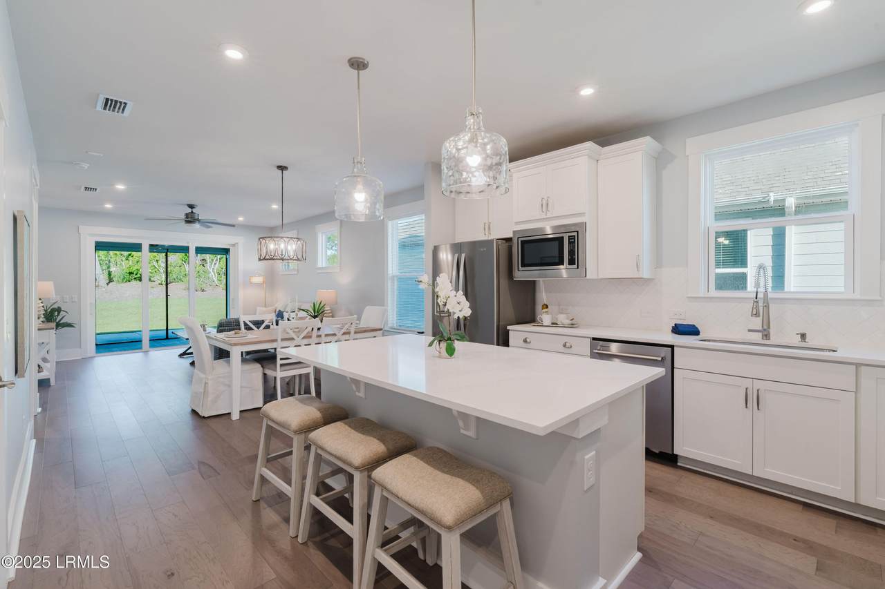 162 Fawnwood Court - Photo 1