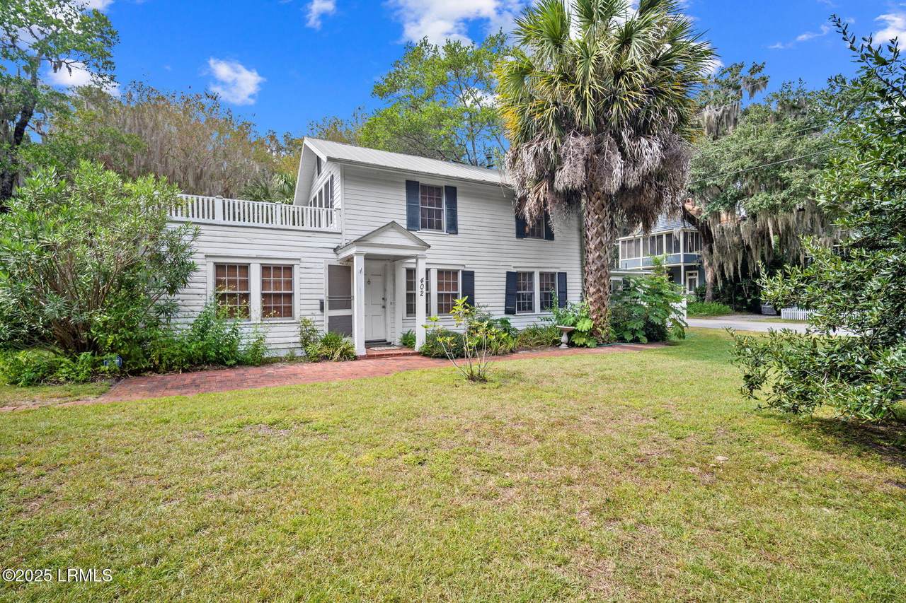https://bt-photos.global.ssl.fastly.net/beaufortsc/1280_boomver_2_193577-2.jpg