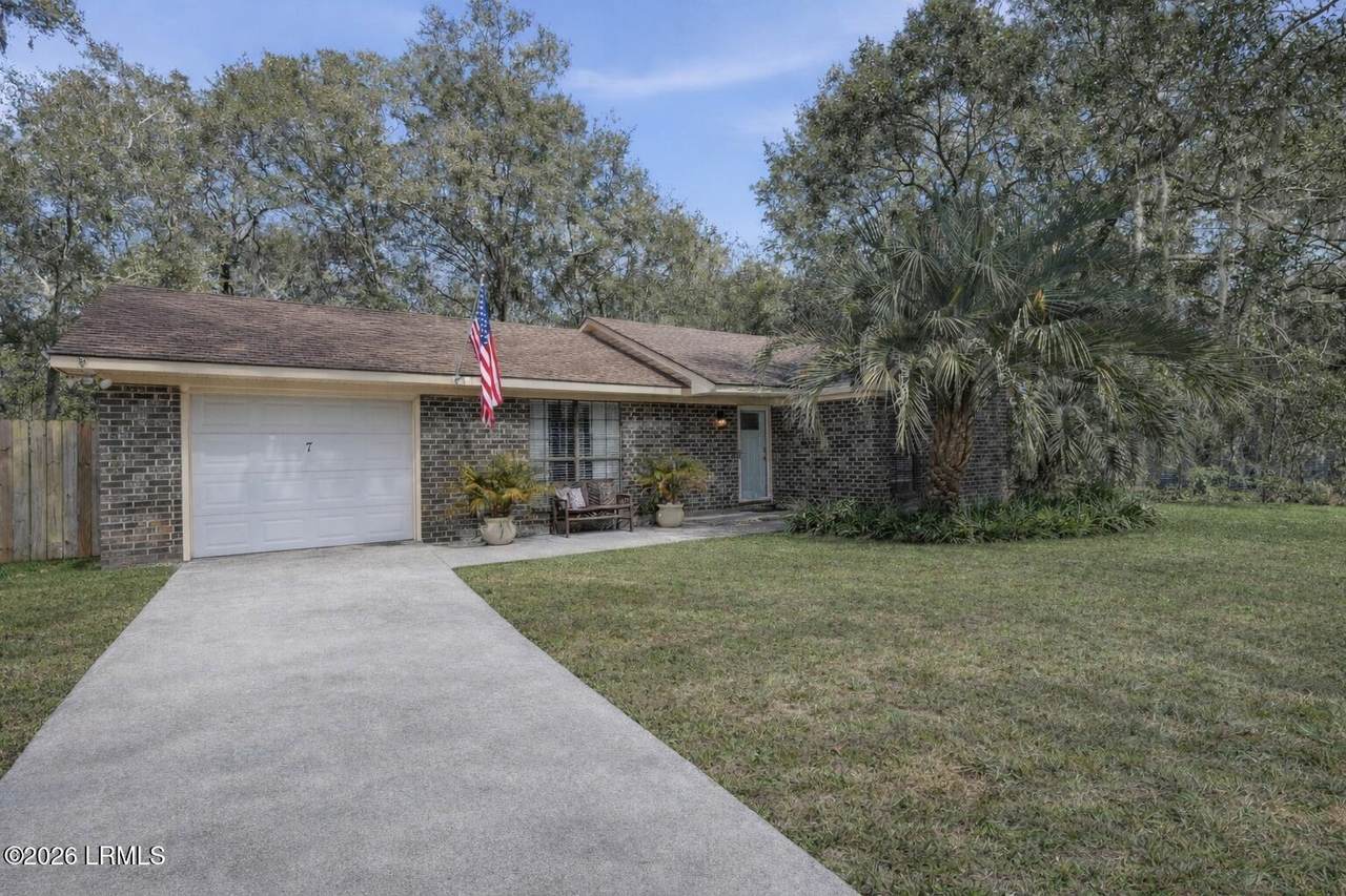 https://bt-photos.global.ssl.fastly.net/beaufortsc/1280_boomver_3_194501-2.jpg