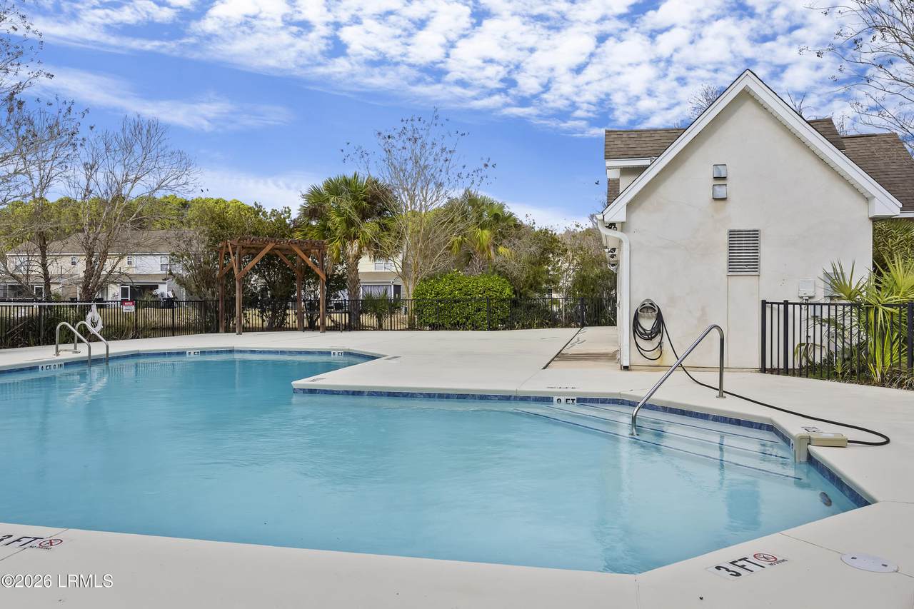 https://bt-photos.global.ssl.fastly.net/beaufortsc/1280_boomver_2_194798-2.jpg