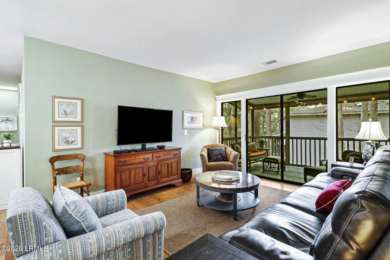 24 Three Mast Lane - Photo 1