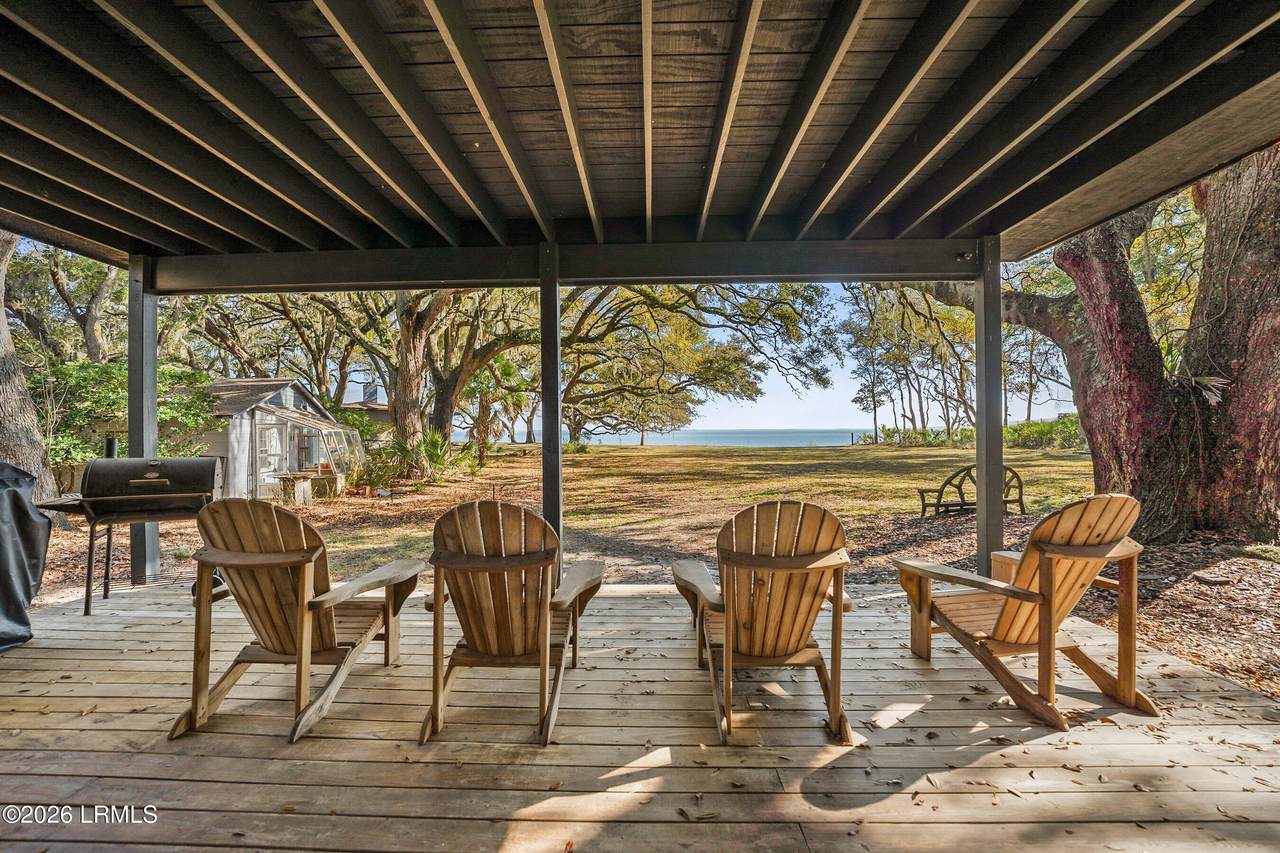 8 Saltwind Drive - Photo 1