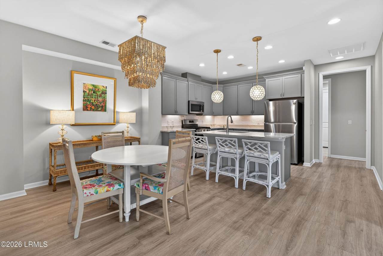 84 Cool Breeze Drive - Photo 1