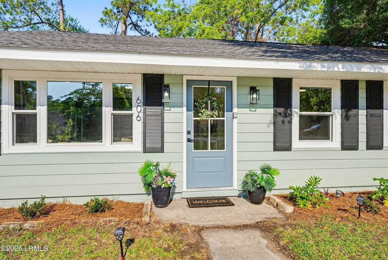 606 Arnold Drive - Photo 1