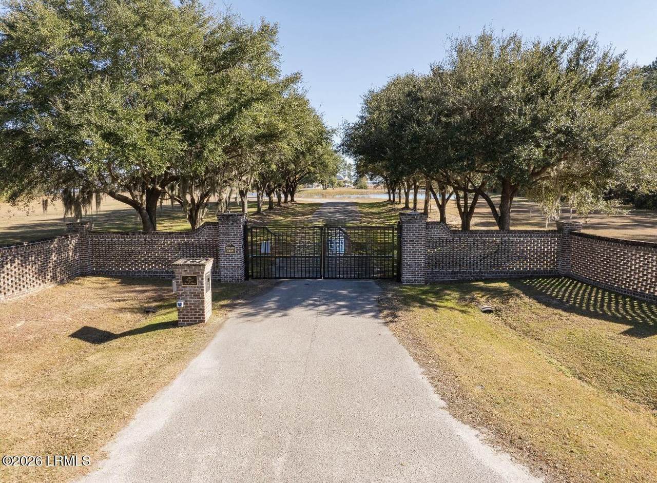 https://bt-photos.global.ssl.fastly.net/beaufortsc/1280_boomver_2_196140-2.jpg