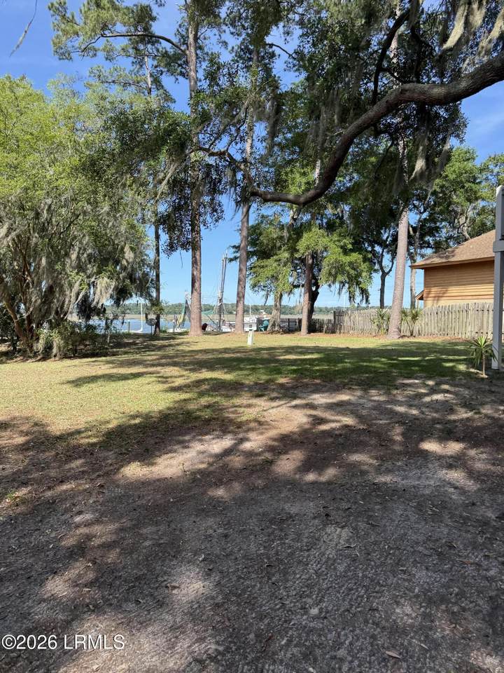 https://bt-photos.global.ssl.fastly.net/beaufortsc/1280_boomver_2_196527-2.jpg