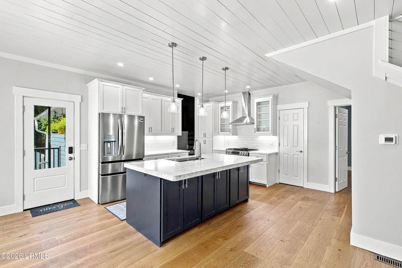 9 Holbrook Drive - Photo 1