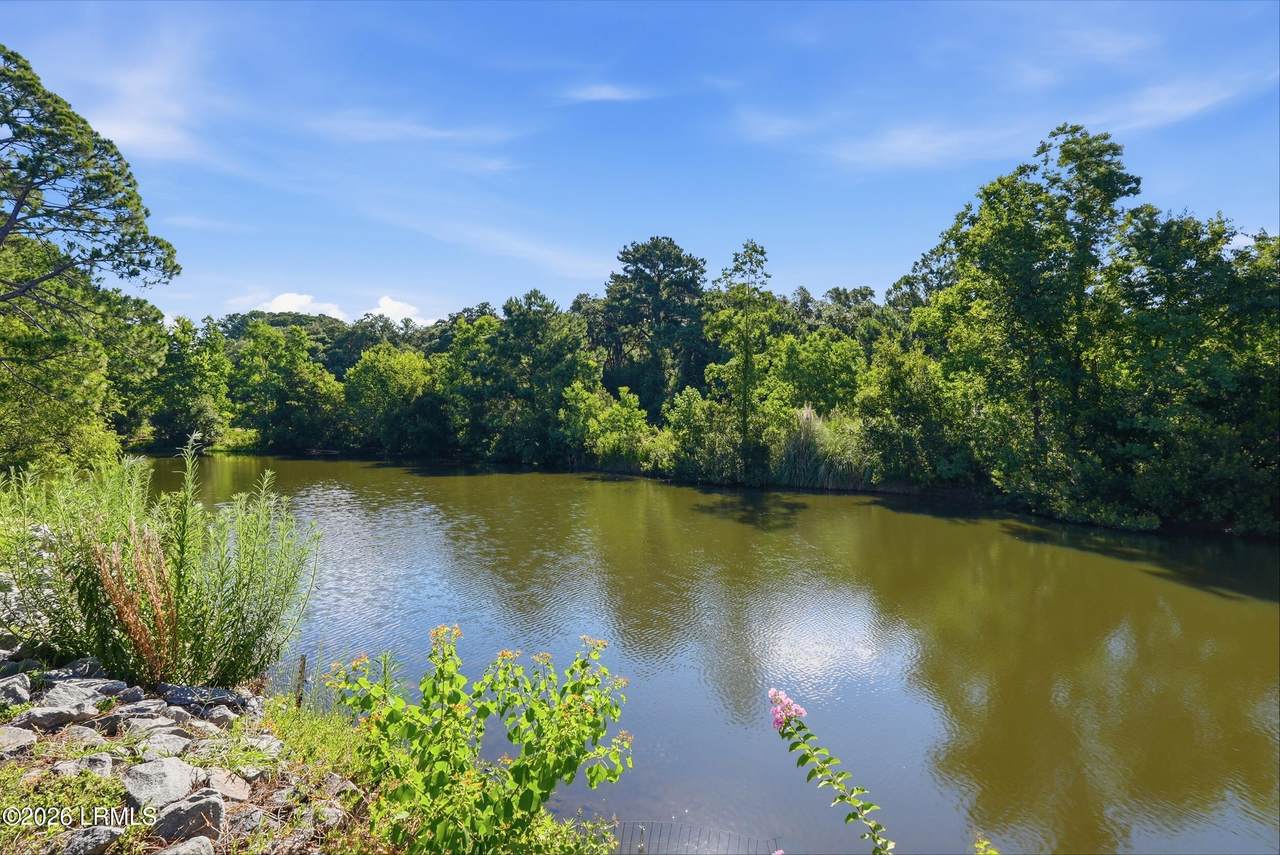 https://bt-photos.global.ssl.fastly.net/beaufortsc/1280_boomver_1_197199-2.jpg