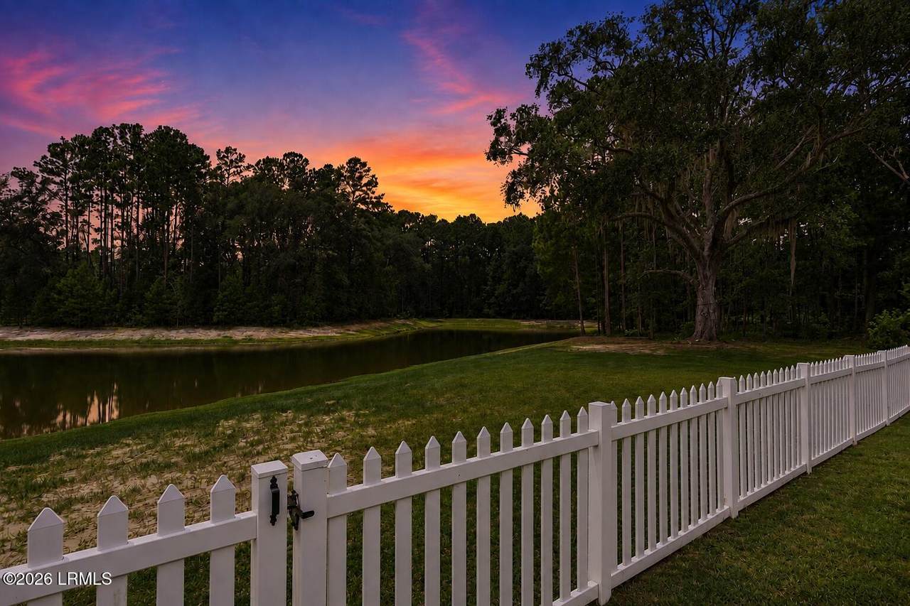 https://bt-photos.global.ssl.fastly.net/beaufortsc/1280_boomver_2_197401-2.jpg