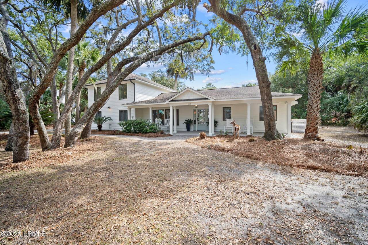 290 Tarpon Boulevard - Photo 1