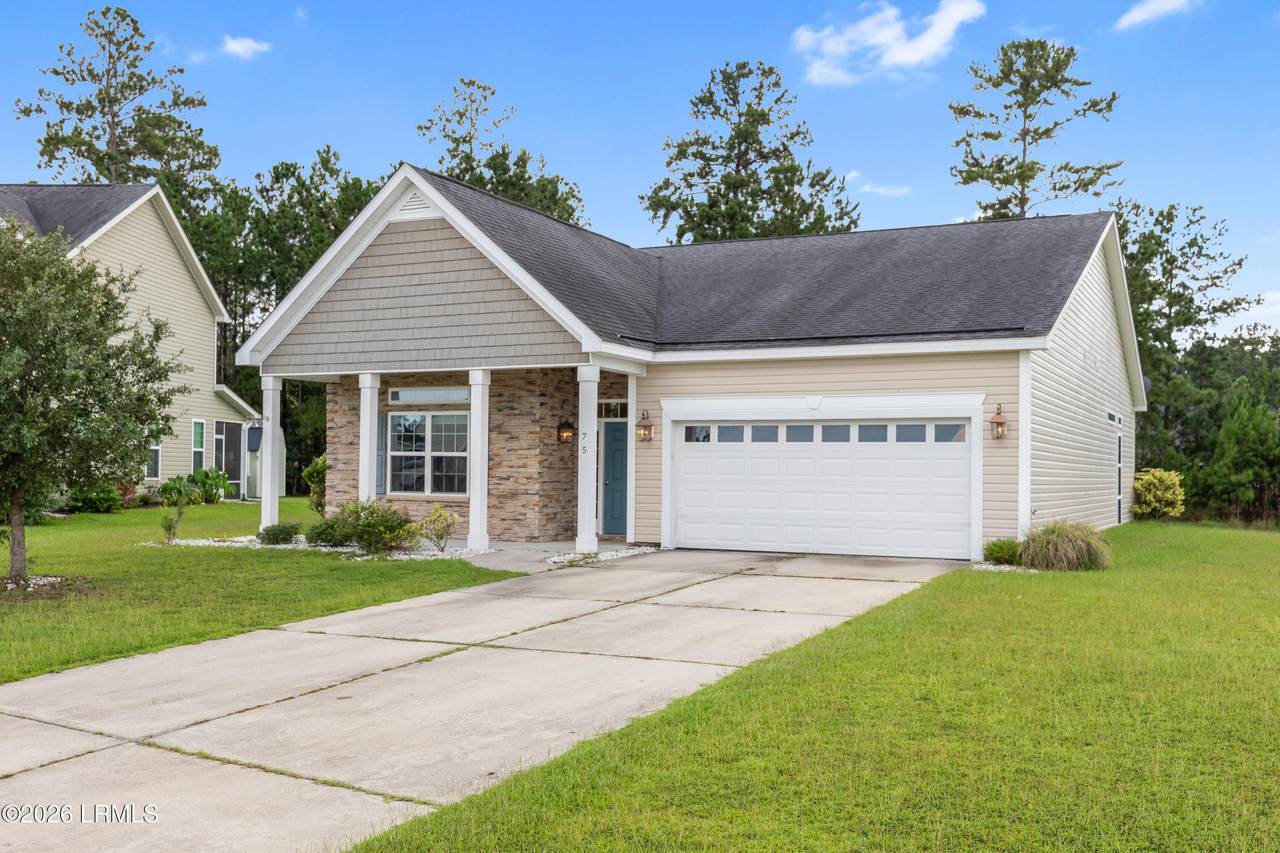 75 Freemans Loop - Photo 1
