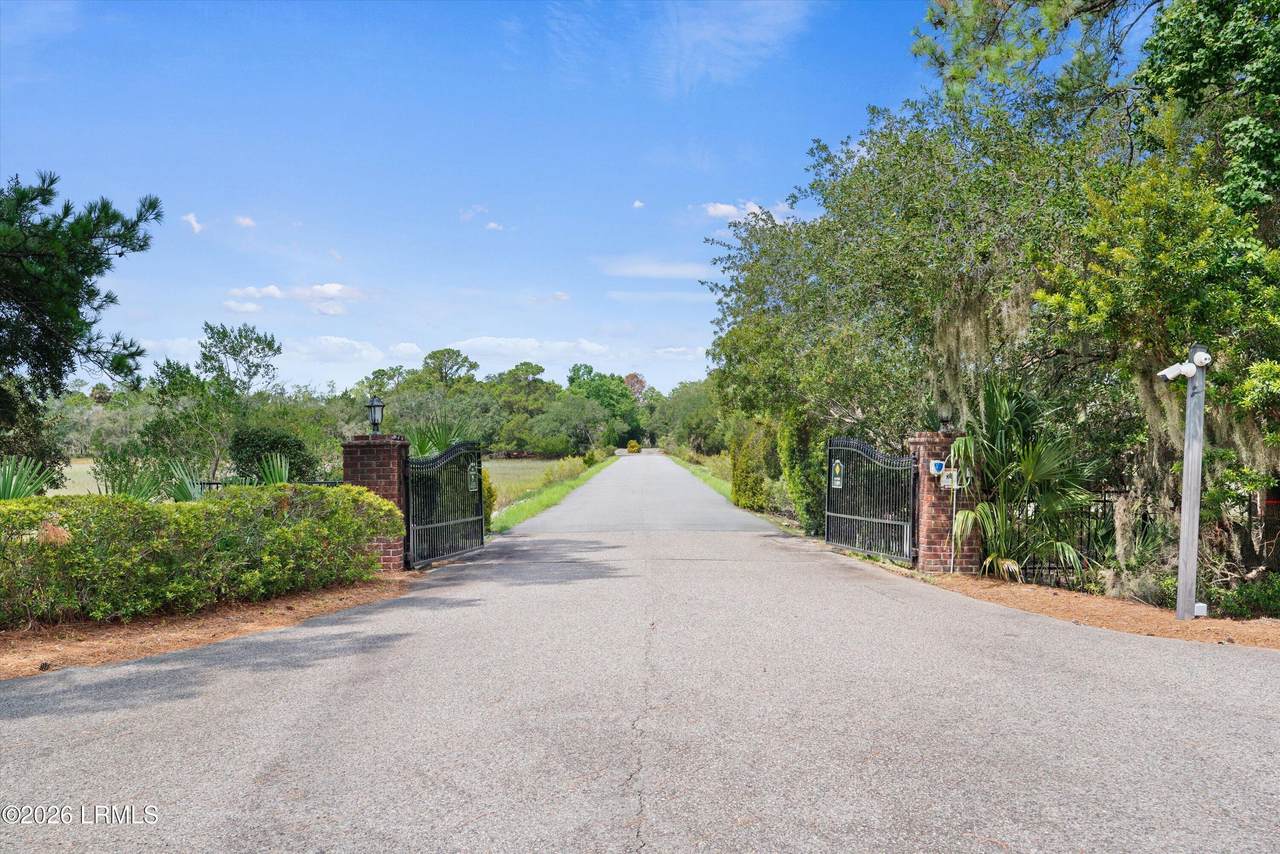https://bt-photos.global.ssl.fastly.net/beaufortsc/1280_boomver_2_197885-2.jpg