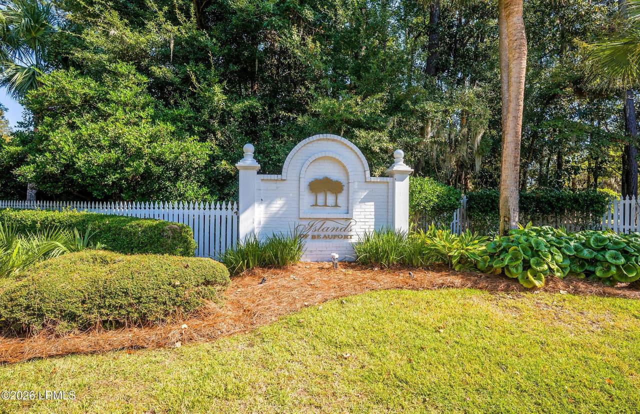 https://bt-photos.global.ssl.fastly.net/beaufortsc/1280_boomver_2_197968-2.jpg