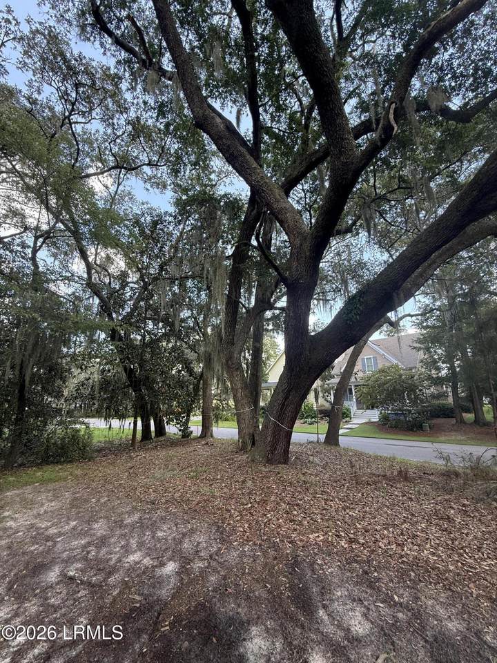 https://bt-photos.global.ssl.fastly.net/beaufortsc/1280_boomver_2_198191-2.jpg