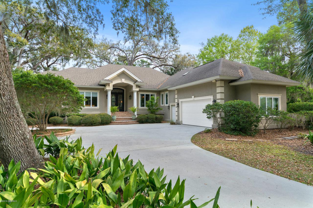 17 Oak Forest Drive - Photo 1