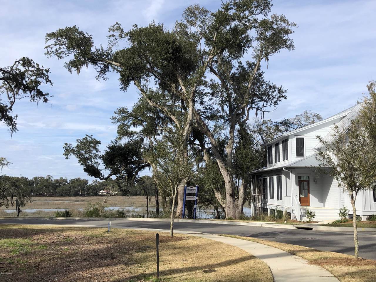518 Water Street - Photo 1
