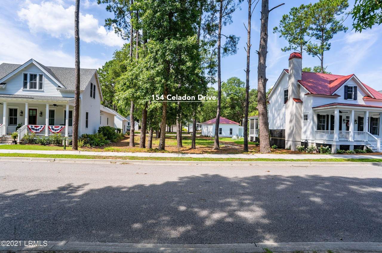 154 Celadon Drive - Photo 1