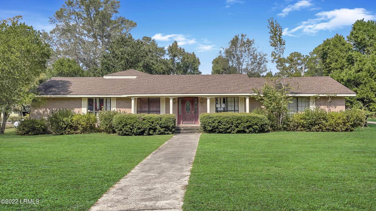 786 Pinehaven Drive - Photo 1